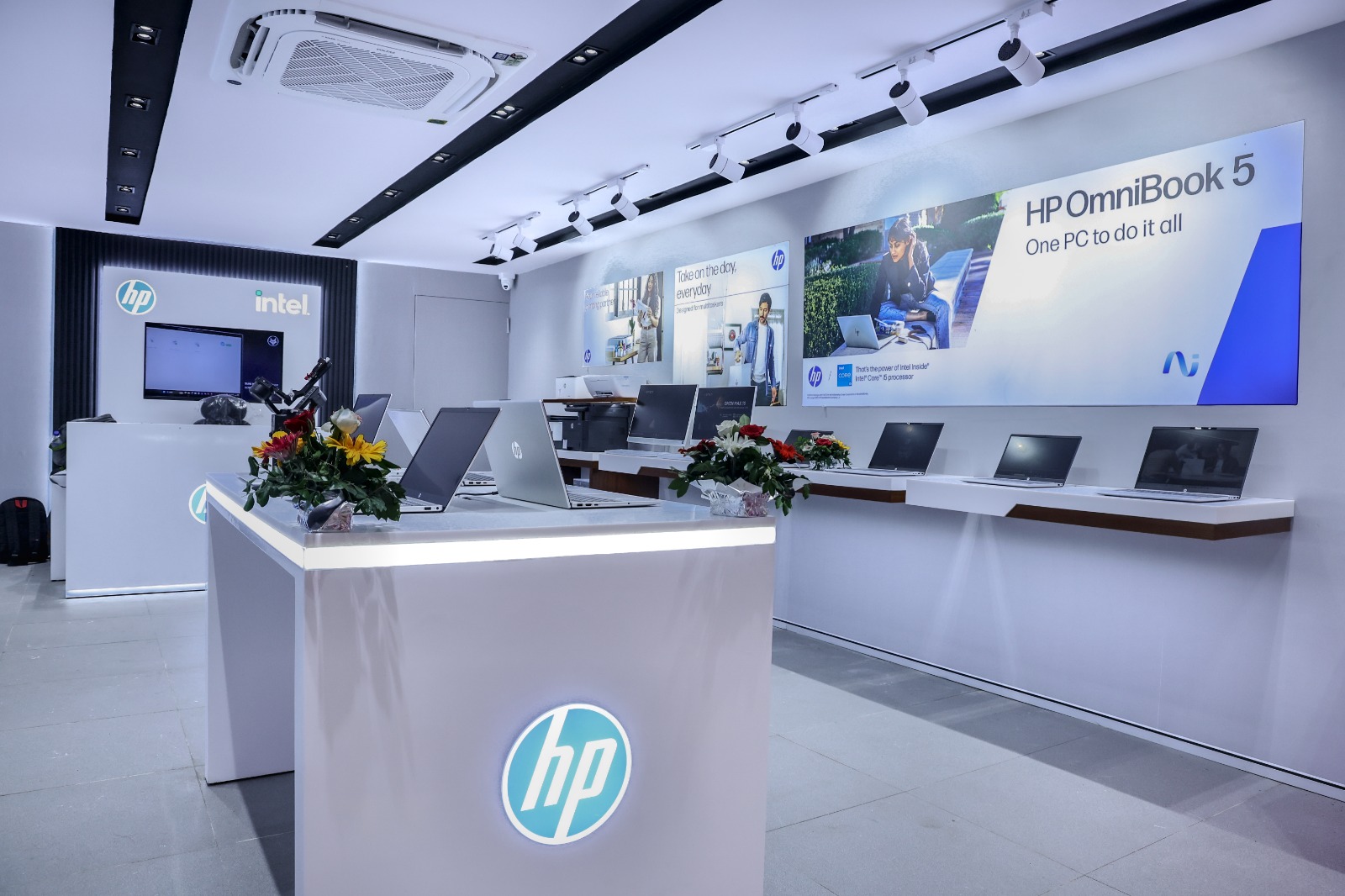 HP Store Interior